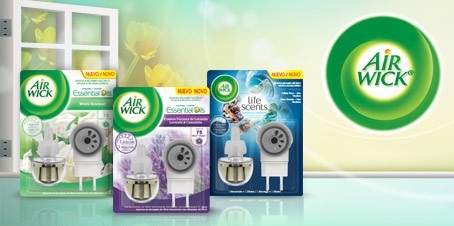 Tinh dầu Air Wick “bí kíp” tận hưởng trọn vẹn cuộc sống - 3 Tinh dầu cắm điện Air Wick rất dễ dàng sử dụng và khuyếch tán hương thơm nhẹ nhàng, giúp không gian gia đình luôn tươi mát