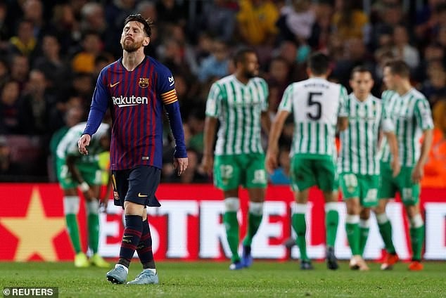 Messi lập cú đúp, Barcelona vẫn thua sốc Betis - 23 Messi lập cú đúp, Barcelona vẫn thua sốc Betis - 23