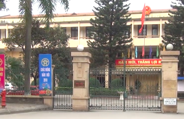 Hà Nội: Cách giải quyết khiếu nại “lạ” của huyện Gia Lâm với đơn thư của người dân? - 4
Trụ sở UBND huyện Gia Lâm.