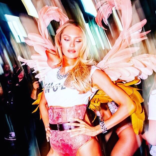 Candice Swanepoel quyến rũ với bikini - 9
Cô cũng phải rất nỗ lực mới có thể lấy lại dáng thon