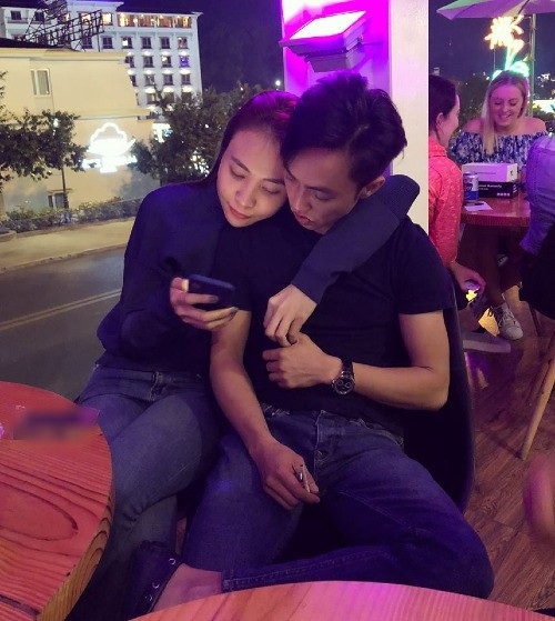 Cường Đôla và bạn gái quấn quýt sau tin đồn sắp cưới - 1 Cường Đôla và bạn gái quấn quýt sau tin đồn sắp cưới - 1