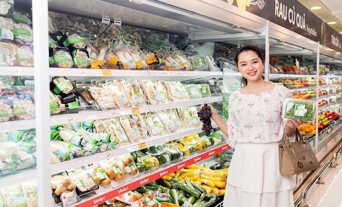 Rau an toàn được bán tại siêu thị VinMart.