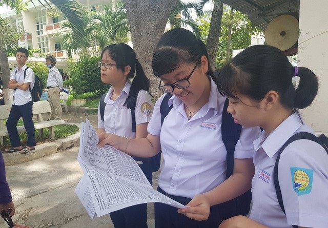 Khánh Hòa chuyển sang thi tuyển vào lớp 10 công lập, trừ 2 huyện miền núi - 1 Học sinh vào lớp 10 năm học 2018-2019 trên địa bàn TP Nha Trang, Khánh Hòa