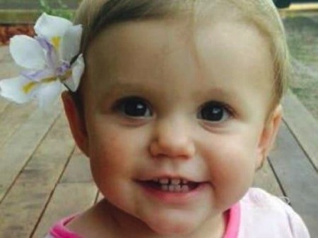 Hậu quả thảm khốc khi con 1 tuổi nuốt pin khiến bố mẹ day dứt cả đời - 1
Bé Isabella Rees đã vĩnh viễn ra đi chỉ vì một viên pin nhỏ nhoi