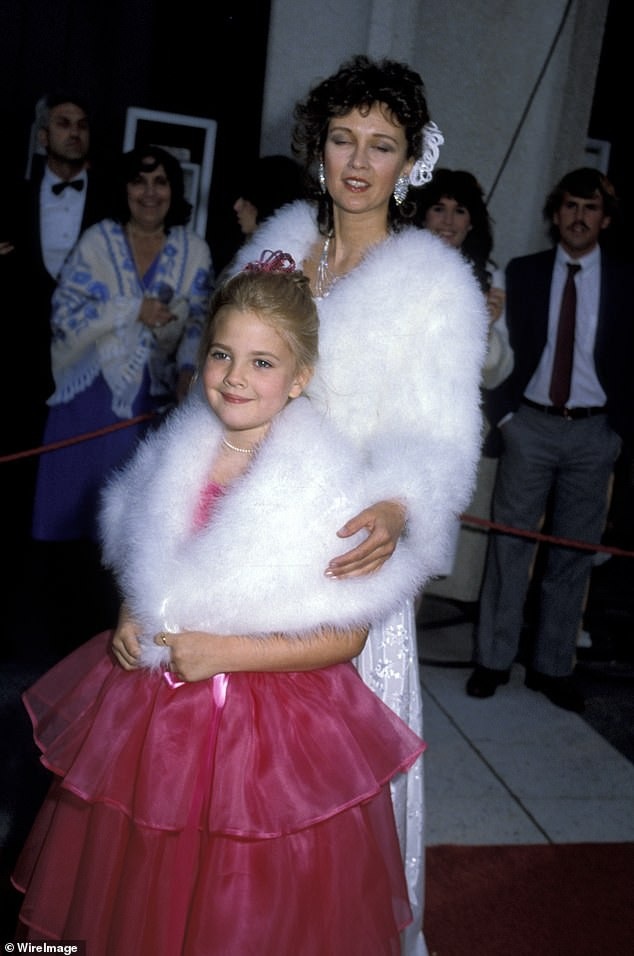 Tuổi thơ bi kịch vì danh tiếng, sao nữ “thề” không để con nhỏ làm diễn viên - 5
Drew thuở nhỏ rất được săn đón ở Hollywood