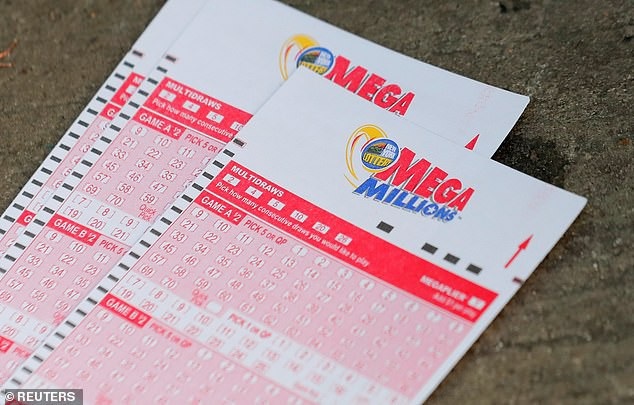 Giải xổ số độc đắc 1,5 tỷ USD của Mỹ vẫn chưa có chủ - 1 Tờ vé số Mega Millions (Ảnh minh họa: Reuters)
