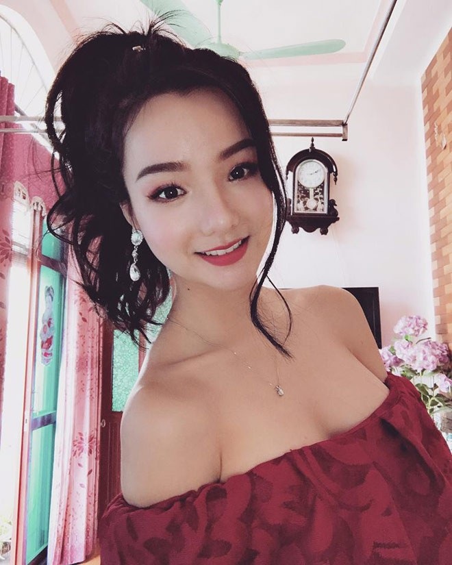 Fan girl nổi tiếng trên báo Hàn: “Thích nhất thủ môn Văn Lâm sau đêm qua” - 9
Vẻ đẹp rạng rỡ và tràn đầy sức sống