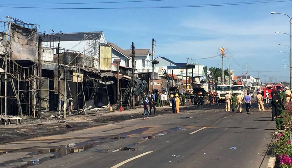 Công an Bình Phước thông tin chính thức vụ cháy 19 căn nhà, 6 người chết - Ảnh 5. Công an Bình Phước thông tin chính thức vụ cháy 19 căn nhà, 6 người chết - Ảnh 5.