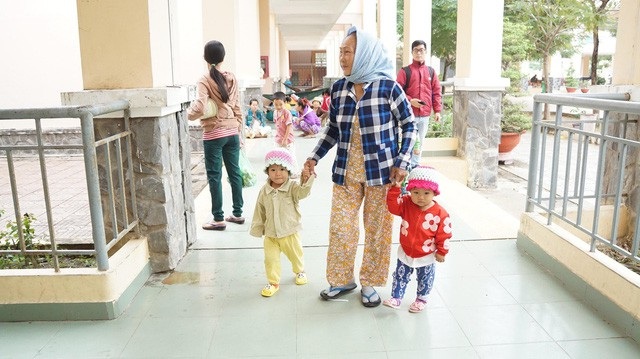 TPHCM: Cấm biển, khẩn trương di dời hàng nghìn hộ dân trước bão - Ảnh 1. TPHCM: Cấm biển, khẩn trương di dời hàng nghìn hộ dân trước bão - Ảnh 1.