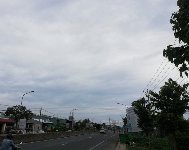 Thời tiết ngày 24/11 tại Bạc Liêu nhiều nơi có mưa nhẹ, trời âm u, có nhiều mây, gió nhẹ... (Ảnh: Huỳnh Hải)