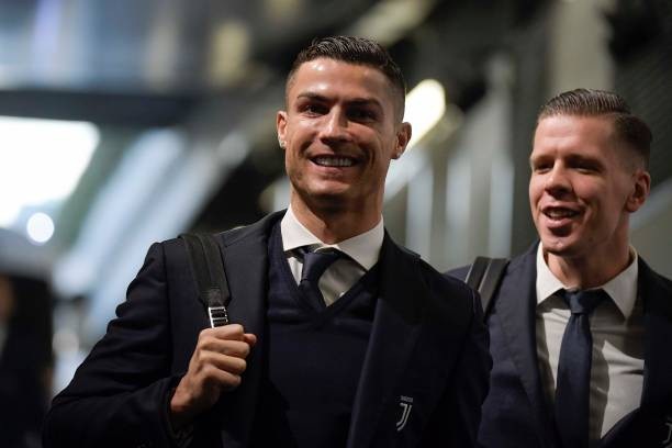 Juventus 2-0 SPAL: C.Ronaldo vượt lên dẫn đầu Vua phá lưới - 13 Juventus 2-0 SPAL: C.Ronaldo vượt lên dẫn đầu Vua phá lưới - 13