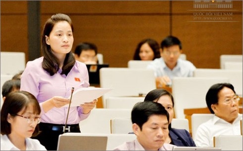 Nhà giáo có nhất thiết phải học sư phạm? - 2
Đại biểu Hứa Thị Hà. (ảnh: quochoi.vn)