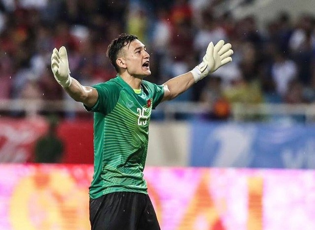 Đội hình tiêu biểu vòng bảng AFF Cup 2018: Việt Nam, Thái Lan áp đảo - 1
Đặng Văn Lâm là chốt chặn tin cậy của đội tuyển Việt Nam