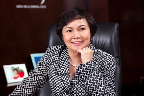 Bà Cao Ngọc Dung: Chồng vũng lầy ngàn tỷ, vợ cơ đồ nửa tỷ USD - 1
Bà Cao Thị Ngọc Dung, chủ tịch HĐQT PNJ, vợ ông Trần Phương Bình.
