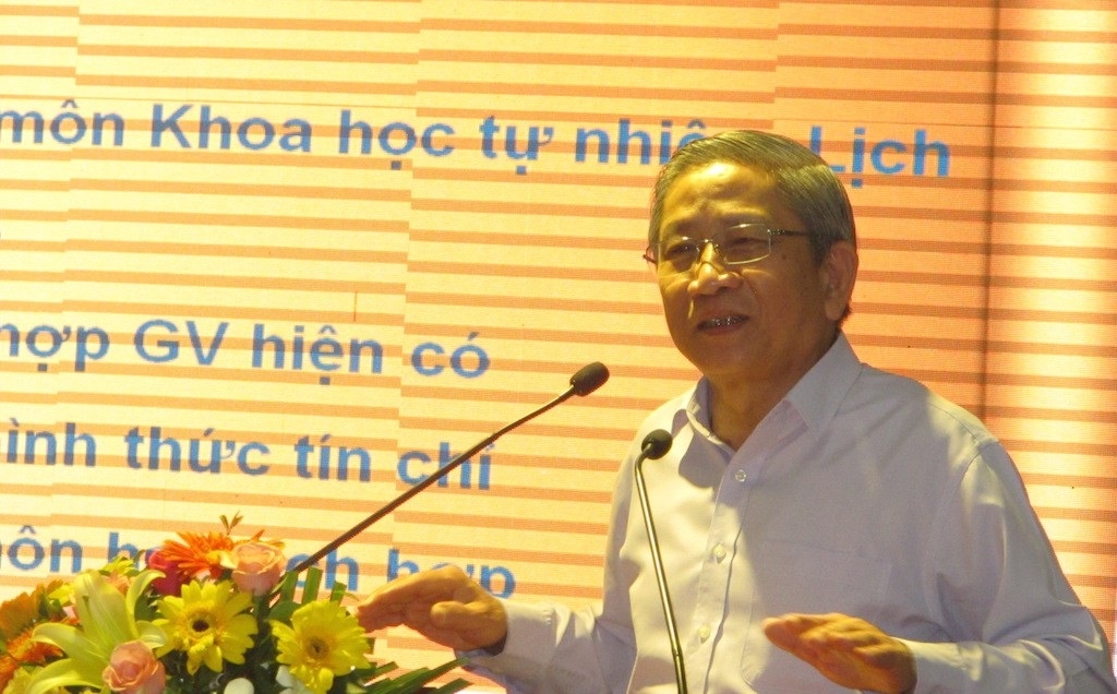 Cần chú trọng về kỹ năng nghề nghiệp trong phát triển giáo dục phổ thông - 3 GS-TS Nguyễn Minh Thuyết “vì sao phải đổi mới chương trình giáo dục phổ thông?”.