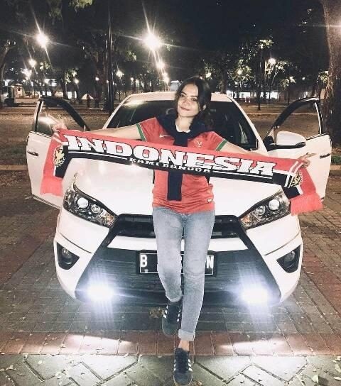 Cổ động viên Việt Nam nằm trong top đẹp nhất AFF Cup 2018 - 21 Cổ động viên Việt Nam nằm trong top đẹp nhất AFF Cup 2018 - 21