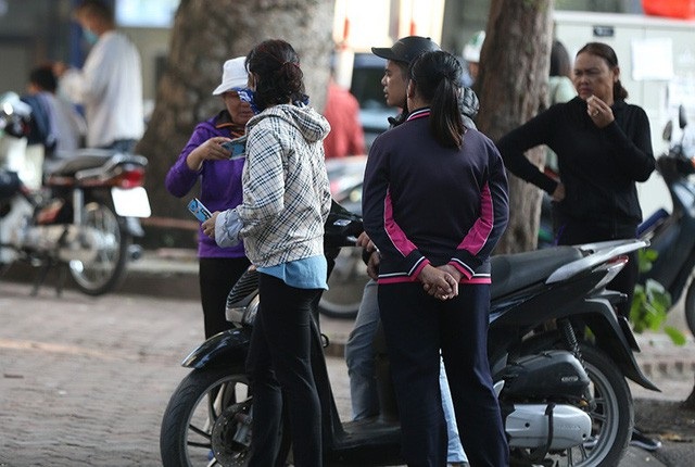 “Vé bốc hơi quá nhanh, đừng tiếp tay cho chợ đen!” - 3
Người hâm mộ kêu gọi tẩy chay vé chợ đen