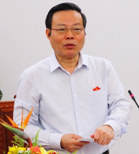Bình Định cần giải pháp đột phá phát triển KT-XH bền vững - 2 Phó Chủ tịch Quốc hội Phùng Quốc Hiển phát biểu kết luận tại buổi làm việc với lãnh đạo tỉnh Bình Định.