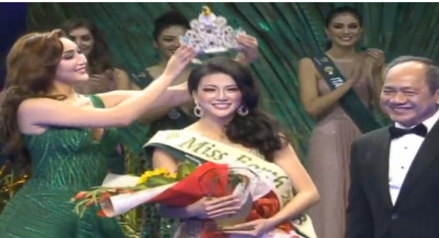 Đêm Chung kết cuộc thi Hoa hậu Trái đất 2018 diễn ra tại Philippines với sự tham dự của 87 người đẹp. Đại diện Việt Nam Nguyễn Phương Khánh - Á hậu 2 cuộc thi Hoa hậu Biển Việt Nam Toàn cầu 2018 gây bất ngờ khi giành danh hiệu cao quý nhất.