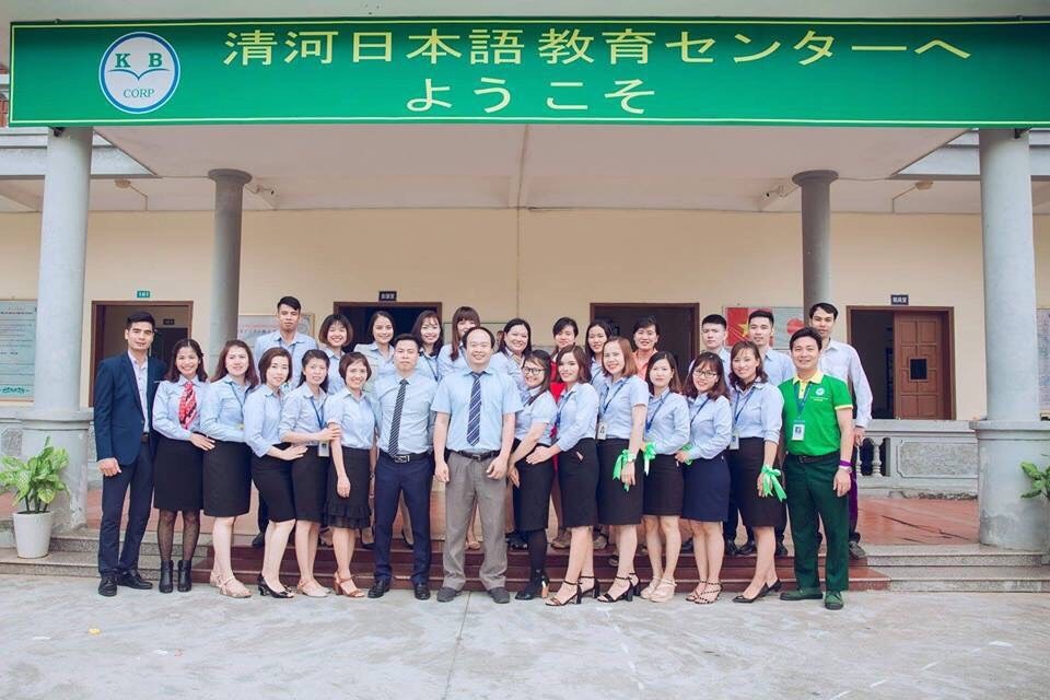 Giấc mơ tới Nhật vừa học vừa làm kiếm 2.000 USD/tháng thực sự có thật? - 3 Tập thể cán bộ Công ty Kiyokawa