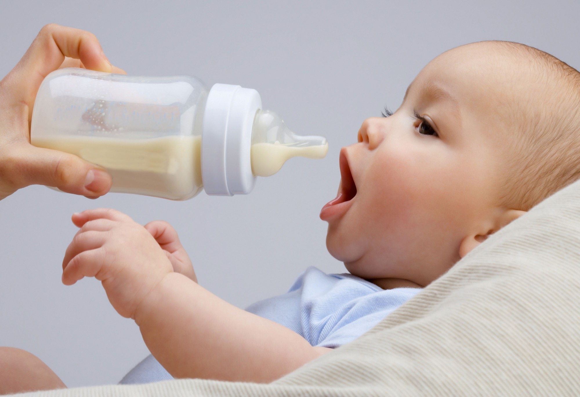 Công nghệ đột phá giải quyết nỗi lo âu về khử trùng bình sữa - 1 “Nếu cha mẹ không khử trùng bình sữa của trẻ sạch sẽ thì đây có thể là nguyên nhân gây ra một loạt các bệnh nhiễm trùng ở trẻ”, Bà Shivlani cảnh báo (Ảnh:st)