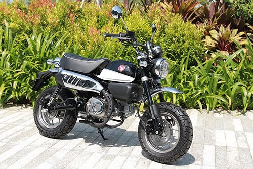 Xe cỏ một thời nay hét giá trăm triệu: Vì tình yêu nên không tiếc tiền - 2
Chiếc Monkey của Honda