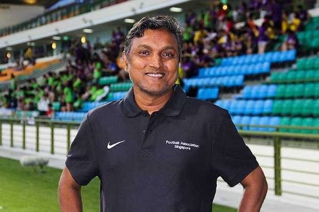 HLV tuyển Lào: “Việt Nam mạnh hơn, nhưng chưa chắc đã thắng” - 1
HLV trưởng đội tuyển Lào Sundramoothy tự tin trước trận gặp Việt Nam