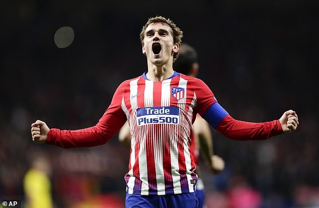 Phục hận thành công Dortmund, Atletico rộng cửa đi tiếp ở Champions League - 8
Griezmann ăn mừng bàn thắng ấn định chiến thắng 2-0 ở phút 80