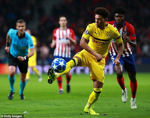 Phục hận thành công Dortmund, Atletico rộng cửa đi tiếp ở Champions League - 5
Người hùng ở lượt đi, Sancho không tạo được dấu ấn ở trận lượt về tại Metropolitano