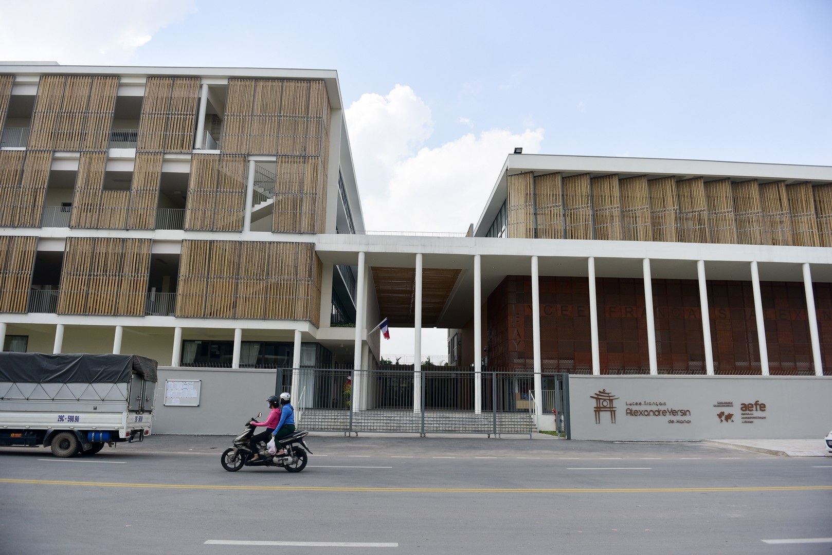 Ngắm con đường 650m đầu tư 200 tỷ mới thông tại Hà Nội - Ảnh 6.