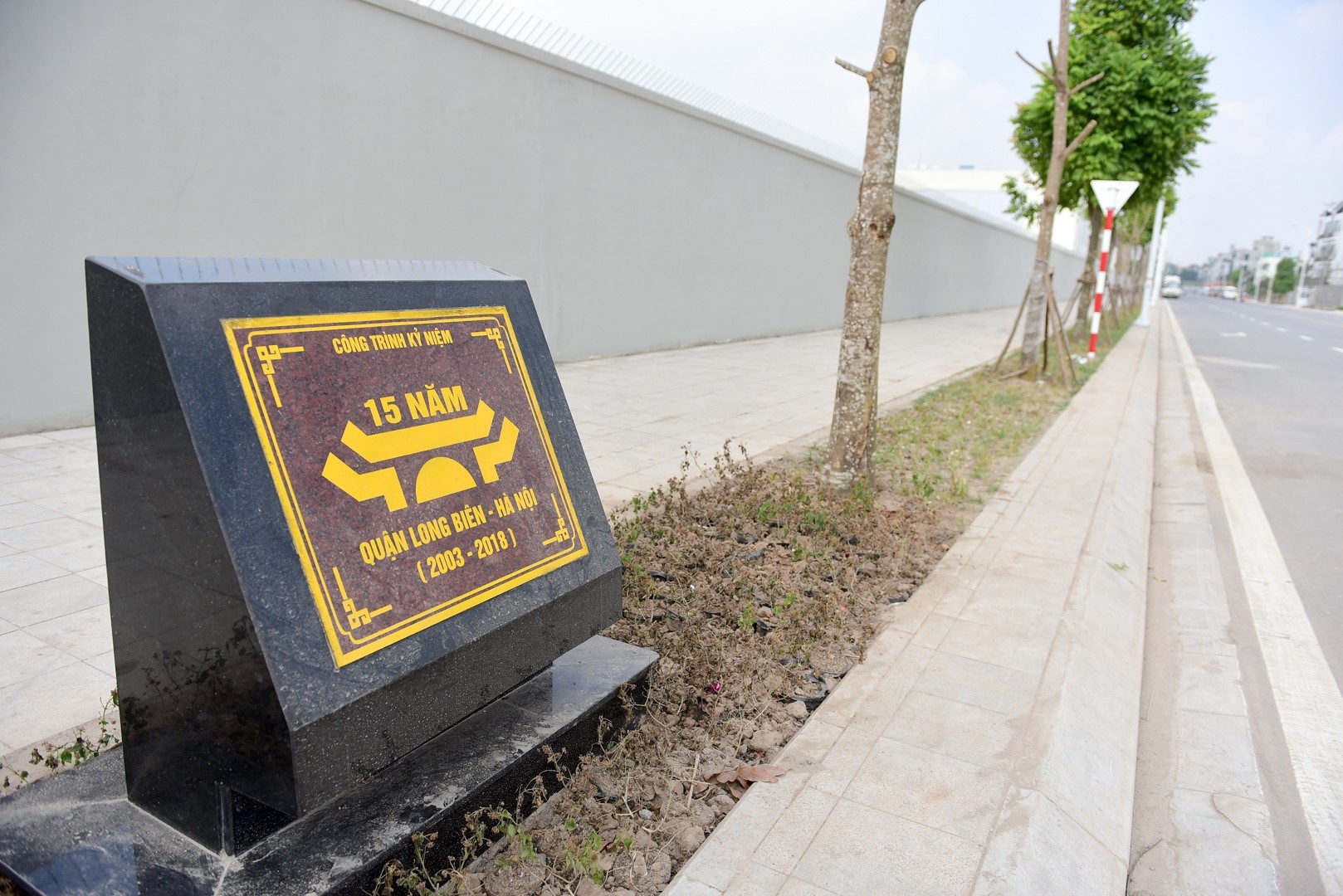 Ngắm con đường 650m đầu tư 200 tỷ mới thông tại Hà Nội - Ảnh 12.