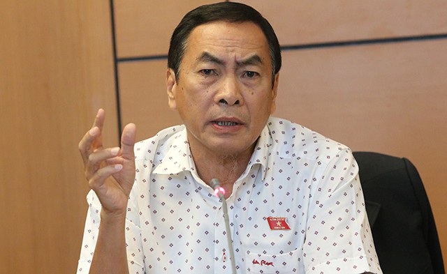 “Sách ô vuông, tam giác”: Không phải thích dạy con người ta cái gì cũng được! - 2 Đại biểu Phạm Văn Hòa nói về tiêu cực trong thi cử