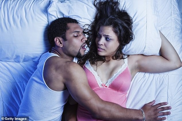 Chuyện bên gối: Những điều khiến nửa kia đang hừng hực khí thế cũng phải tuột cảm hứng - 1 Chuyện bên gối: Những điều khiến nửa kia đang hừng hực khí thế cũng phải tuột cảm hứng - 1