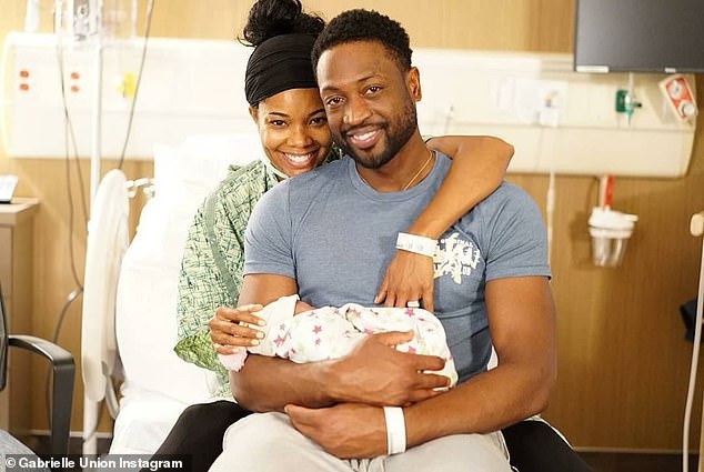 Gabrielle Union có con nhờ người mang thai hộ - 2 Gabrielle Union có con nhờ người mang thai hộ - 2
