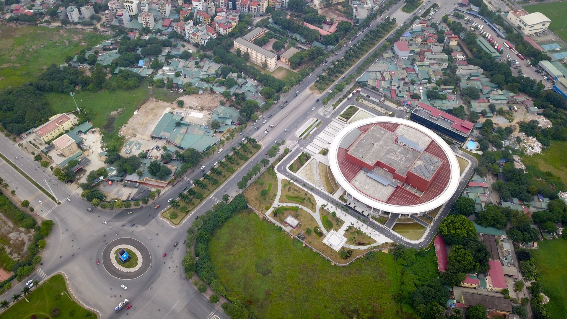 Diện kiến chặng đua Công thức 1 đầy thách thức tại Mỹ Đình, Hà Nội - Ảnh 9. Diện kiến chặng đua Công thức 1 đầy thách thức tại Mỹ Đình, Hà Nội - Ảnh 9.