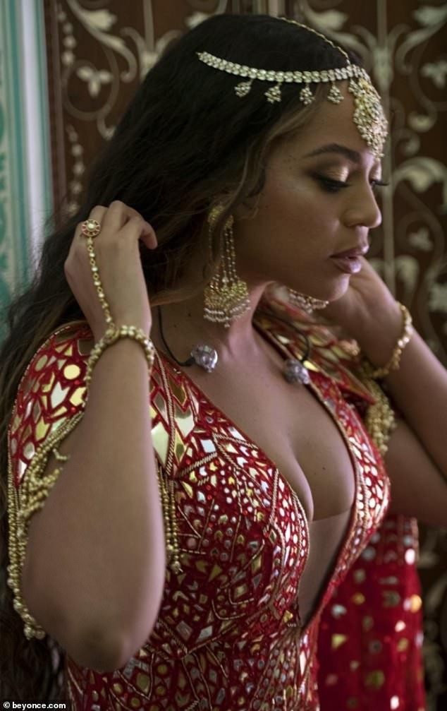 Beyonce cũng “lặn lội” sang Ấn Độ để... “hát đám cưới” - 3 Beyonce cũng “lặn lội” sang Ấn Độ để... “hát đám cưới” - 3