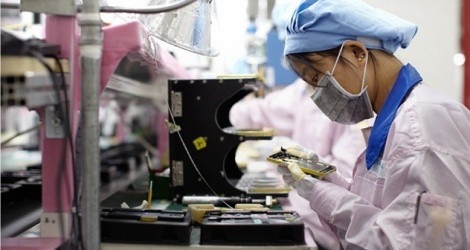 Vé chợ đen tràn ngập trên Facebook, iPhone sắp được gắn nhãn 'Made in Vietnam' - 3 Vé chợ đen tràn ngập trên Facebook, iPhone sắp được gắn nhãn 'Made in Vietnam' - 3