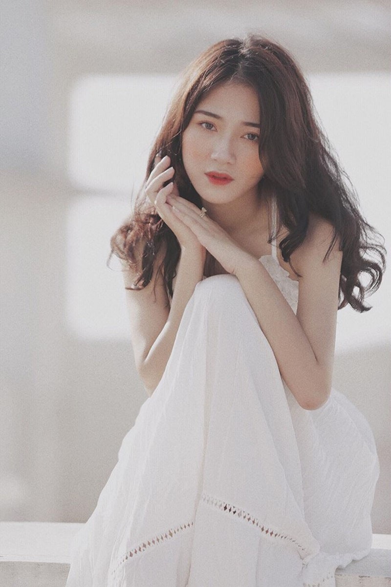 Cô giáo tương lai đẹp như diễn viên - Ảnh 2. Cô giáo tương lai đẹp như diễn viên - Ảnh 2.