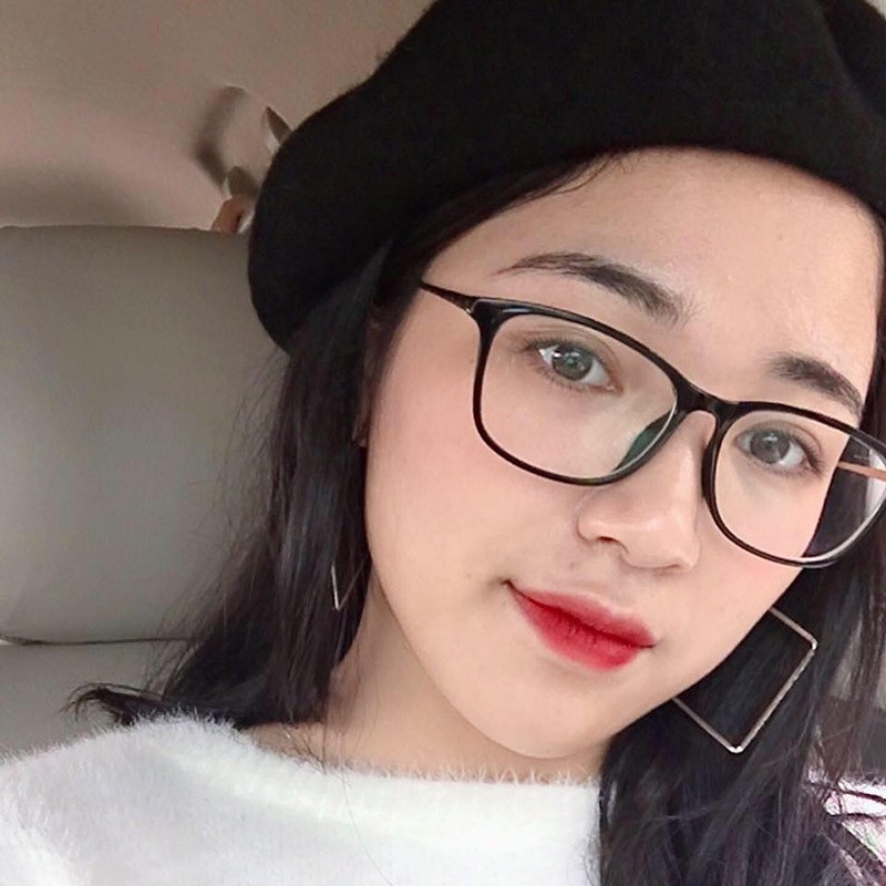 Cô giáo tương lai đẹp như diễn viên - Ảnh 7. Cô giáo tương lai đẹp như diễn viên - Ảnh 7.