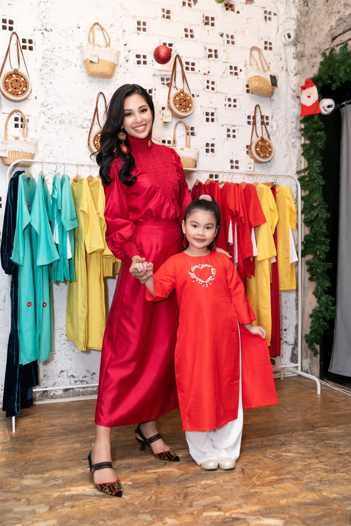 Hoa hậu Tiểu Vy khoe nhan sắc cuốn hút sau Miss World 2018 - Ảnh 6.