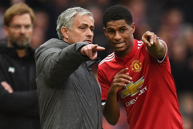 Liverpool - Man Utd: Klopp có “giải mã” được Mourinho? - 3 
Rashford (phải) đang có phong độ tốt gần đây