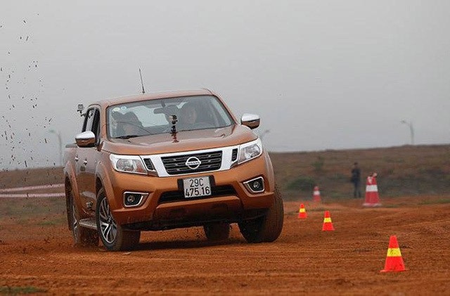 Nissan Việt Nam dừng hoạt động - Người tiêu dùng sẽ ra sao? - 1
Câu hỏi đáng quan tâm nhất của người tiêu dùng Việt Nam là liệu các mẫu xe Nissan của mình có tiếp tục được thực hiện các chính sách bảo hành, bảo dưỡng như cam kết như mua xe hay không, khi mà mọi chi phí đã nằm trong hợp đồng mua xe với Nissan Việt Nam.