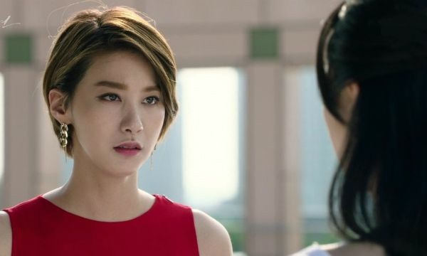 Hoang mang khi chồng sắp cưới bị người yêu cũ "lừa ngủ" còn quay clip - 2 Tôi chết đứng với những gì mà người yêu cũ của chồng sắp cưới phơi bày. Ảnh minh họa