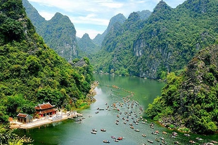 Chi tiết lương Chủ tịch nước, Thủ tướng; Bất ngờ đại dự án của Xuân Trường - 3 Xuân Trường vốn nổi tiếng với nhiều dự án tâm linh lớn