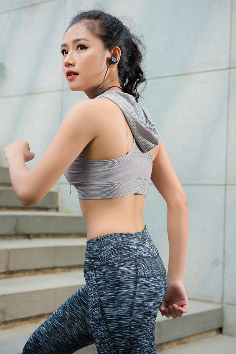 Người đẹp làng Sen Nghệ An khoe vóc dáng đẹp và khoẻ khoắn - Ảnh 7. Người đẹp làng Sen Nghệ An khoe vóc dáng đẹp và khoẻ khoắn - Ảnh 7.