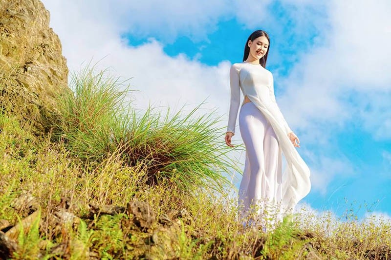 Ngắm tân Á khôi sinh viên Việt Nam xinh đẹp và học giỏi - Ảnh 8. Ngắm tân Á khôi sinh viên Việt Nam xinh đẹp và học giỏi - Ảnh 8.