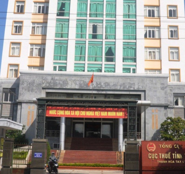 Vụ Cục trưởng Cục Thuế bị kiện: Khai thêm tuổi là muốn về nghỉ hưu sớm! - 1 Cục trưởng Cục Thuế tỉnh Thanh Hóa đã kháng cáo lại quyết định của bản án sơ thẩm.