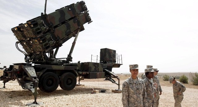 Vì sao Mỹ bất ngờ muốn bán “lá chắn” phòng không Patriot cho Thổ Nhĩ Kỳ? - 1 Tổ hợp phòng không Patriot của Mỹ (Ảnh: Reuters)