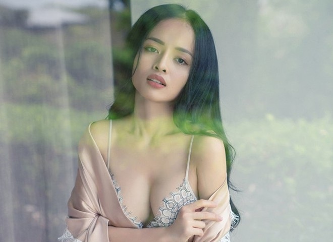 Những bà mẹ đơn thân mới lộ diện của showbiz Việt - Ảnh 8. Những bà mẹ đơn thân mới lộ diện của showbiz Việt - Ảnh 8.