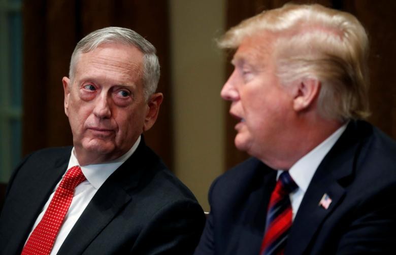Hai năm làm Tổng thống, ông Trump sa thải số quan chức kỷ lục - Ảnh 2. Hai năm làm Tổng thống, ông Trump sa thải số quan chức kỷ lục - Ảnh 2.